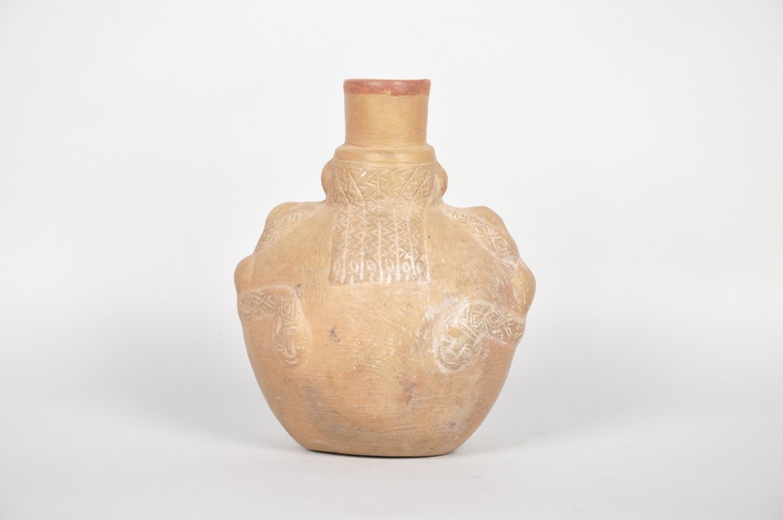 Moche Figural Ceramic Jar with Jaguar Heads, photo 5 of 6