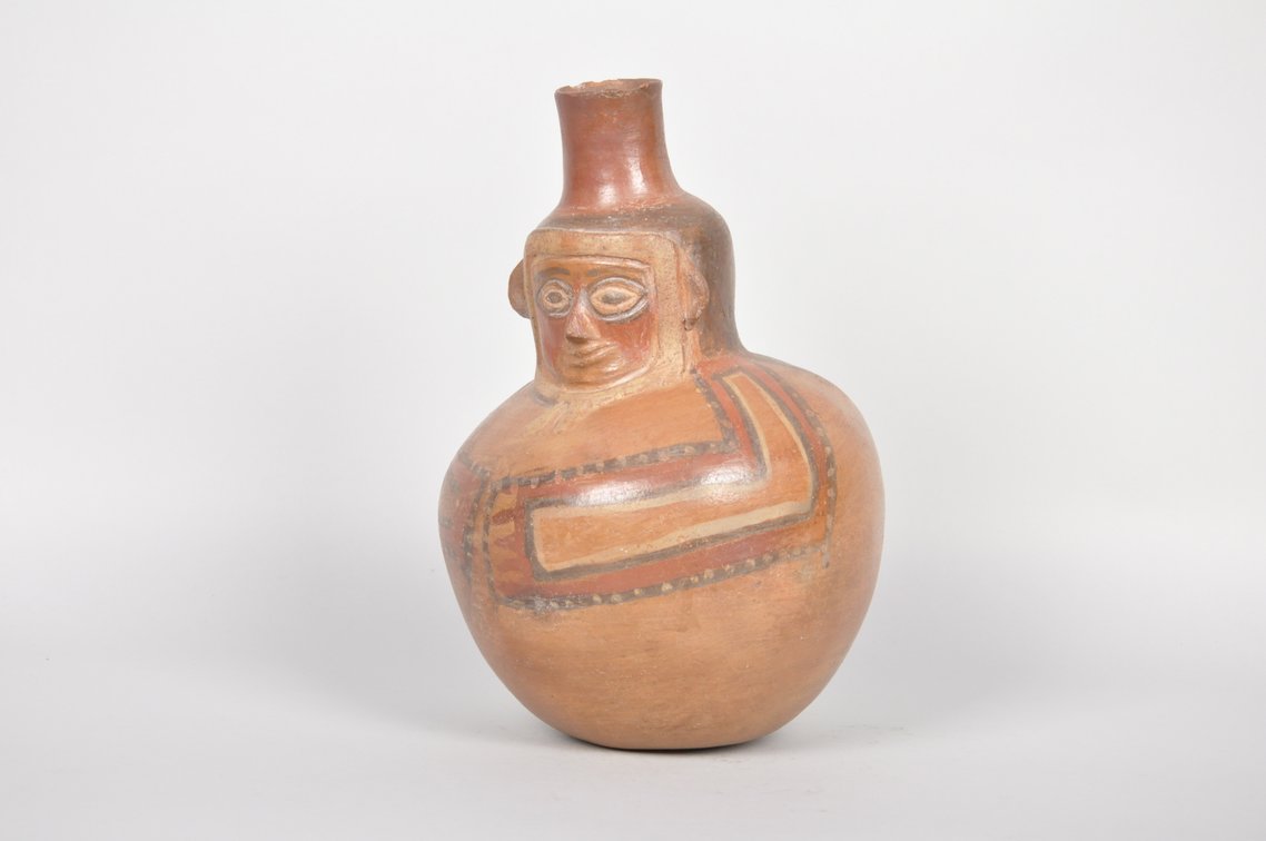 Nazca Effigy Form Polychrome Clay Vessel, photo 3 of 6