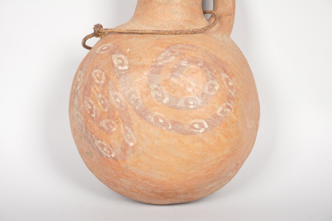 Pre Colombian Figural Clay Bottle Vessel, photo 7 of 7