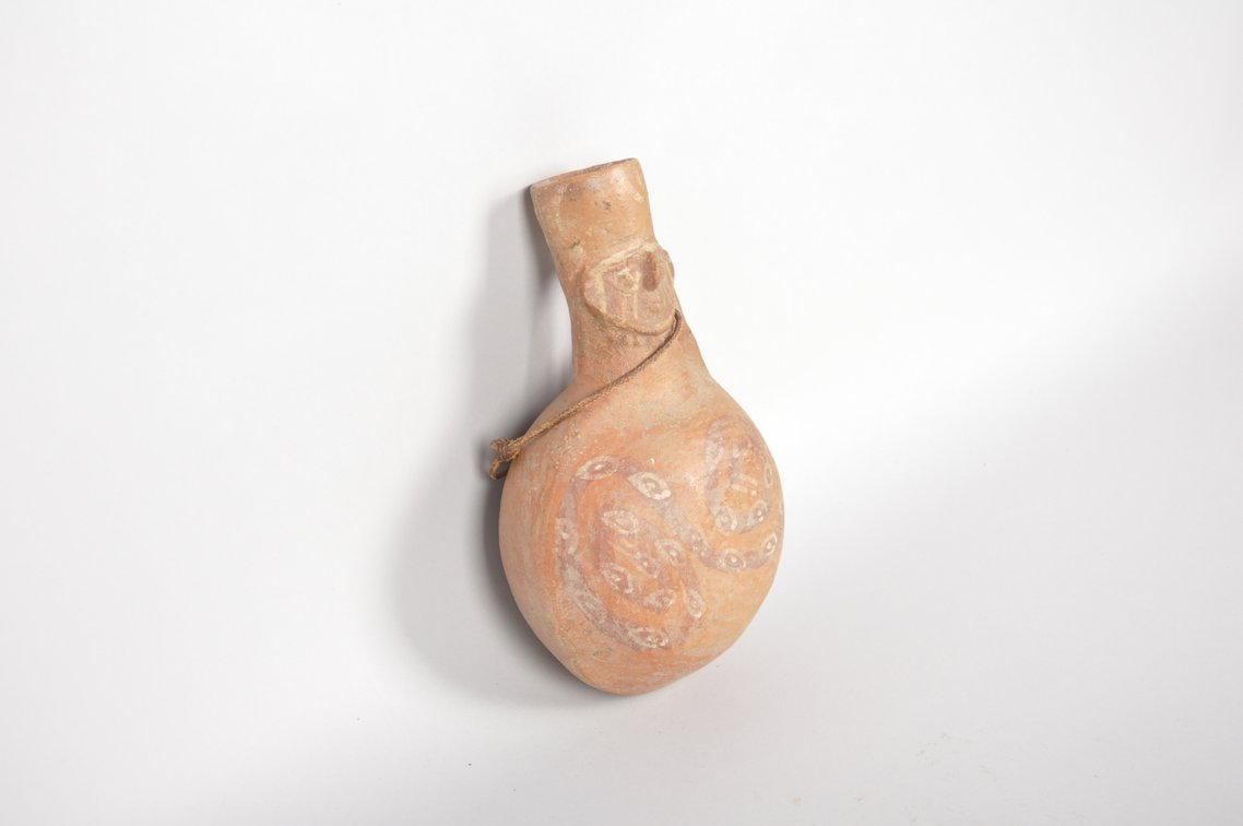 Pre Colombian Figural Clay Bottle Vessel, photo 2 of 7