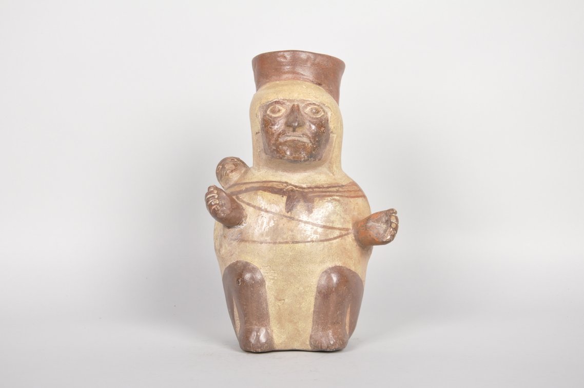 Pre-Columbian Moche Woman and Baby Clay Vessel, photo 3 of 6