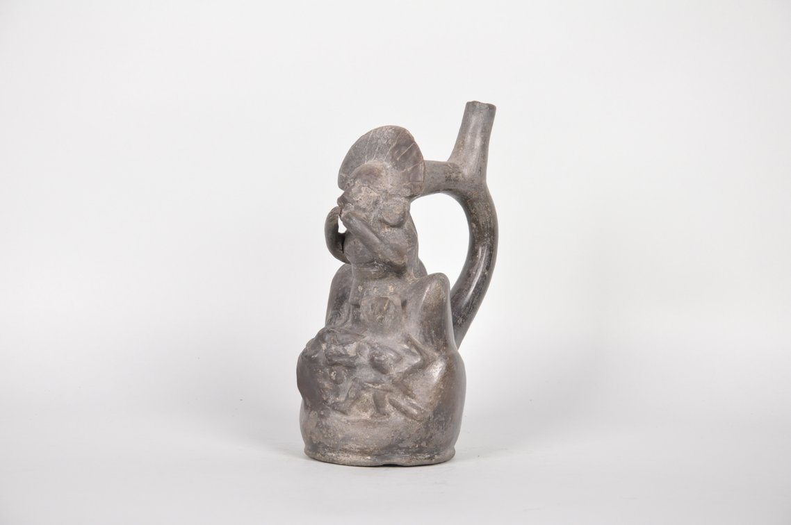 A Black Moche Stirrup Spout Multi-Figural Bottle, photo 3 of 6