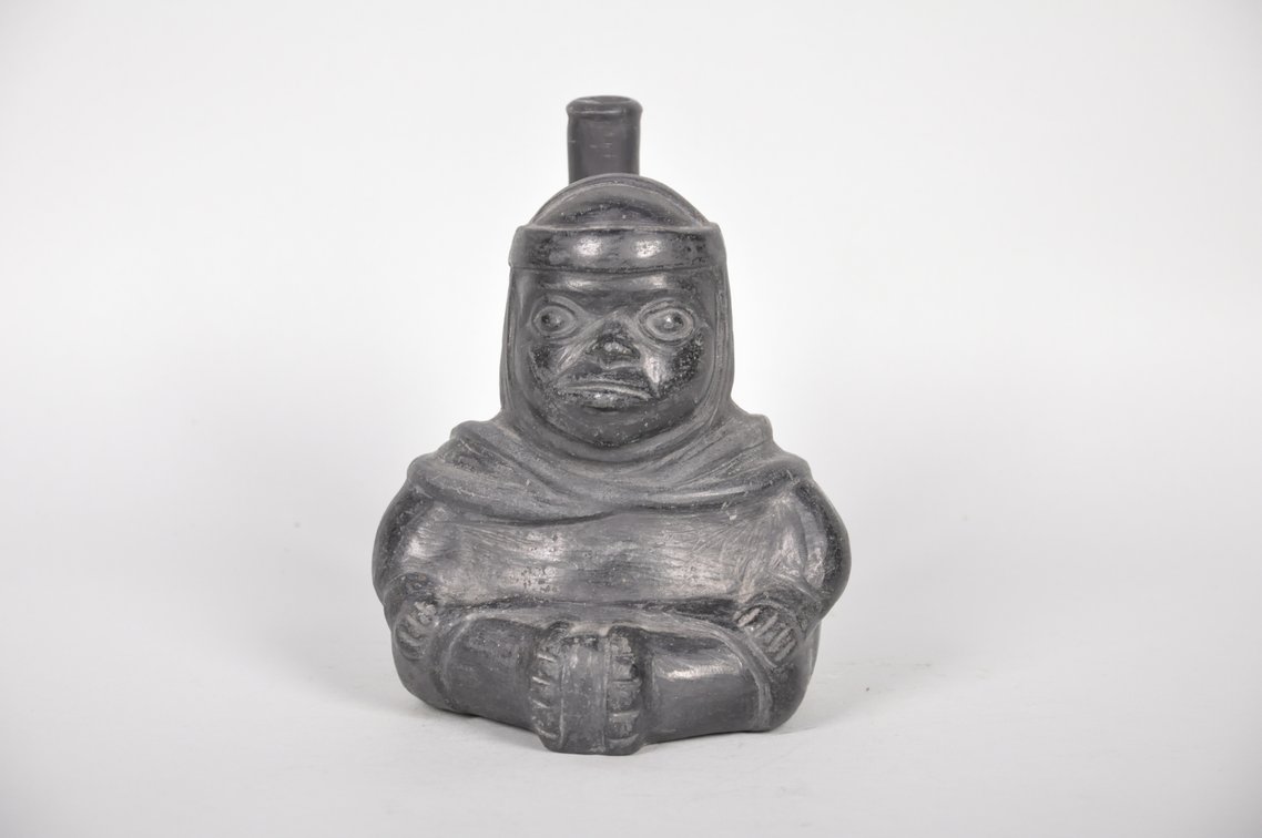 A Black Moche Stirrup Spout Figural Bottle, photo 2 of 6