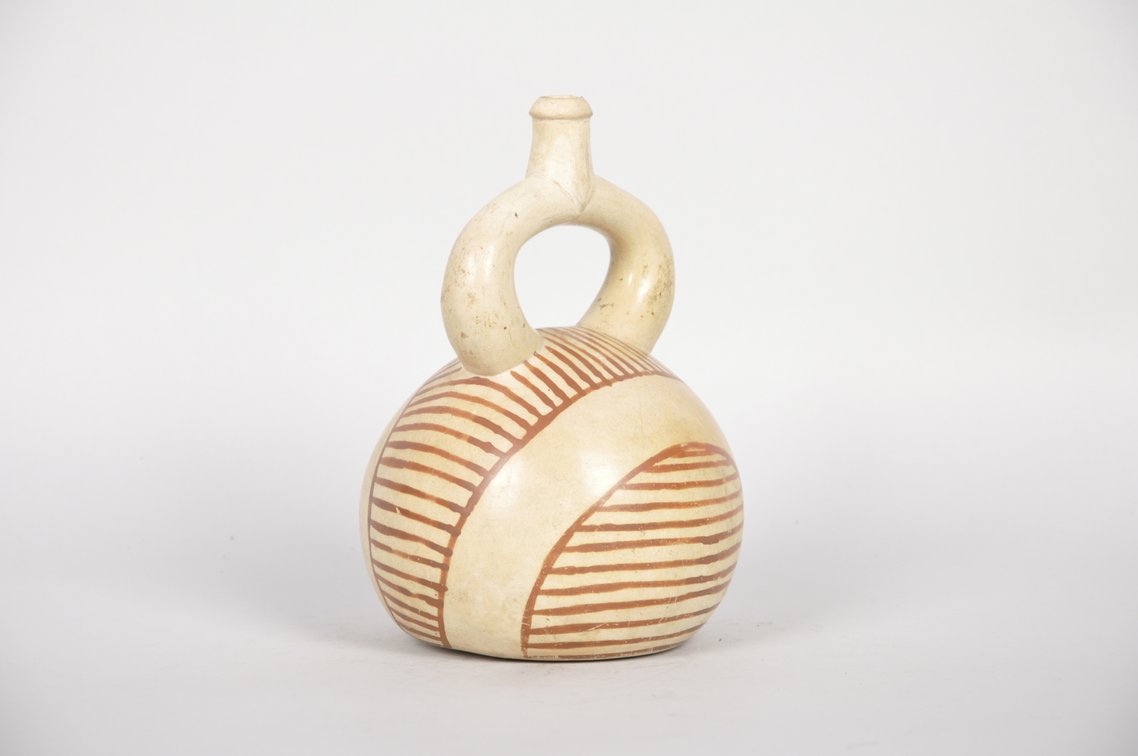 Moche Stirrup Spout Ceramic Vessel, photo 3 of 7