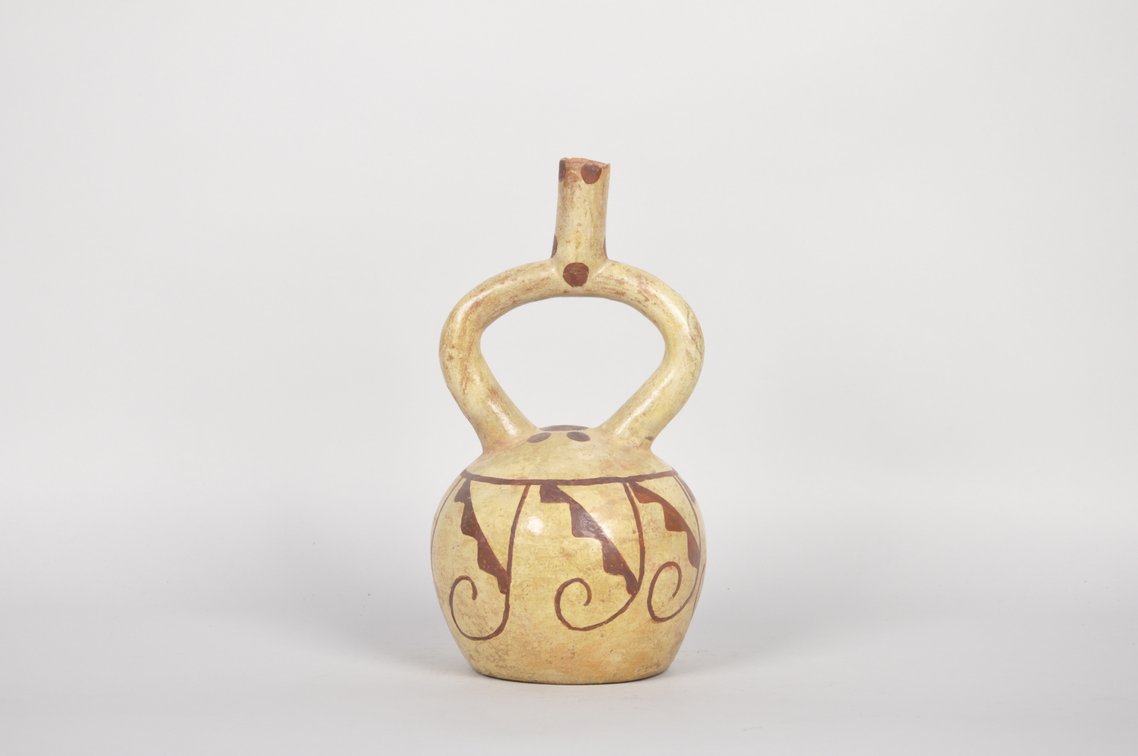 Moche Stirrup Spout Ceramic Vessel, photo 4 of 6