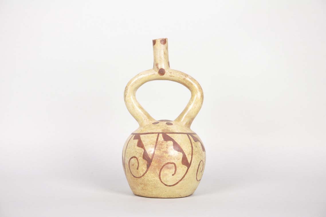 Moche Stirrup Spout Ceramic Vessel, photo 2 of 6