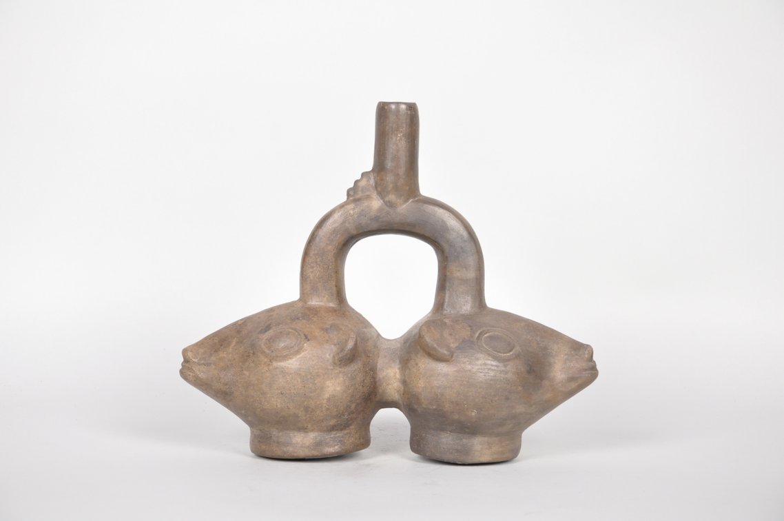Peru Vicus Stirrup Spout Ceramic Double Headed Lama Vessel, photo 2 of 7