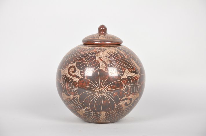 Guadalupe Canda, San Juan Pottery Jar with Lid