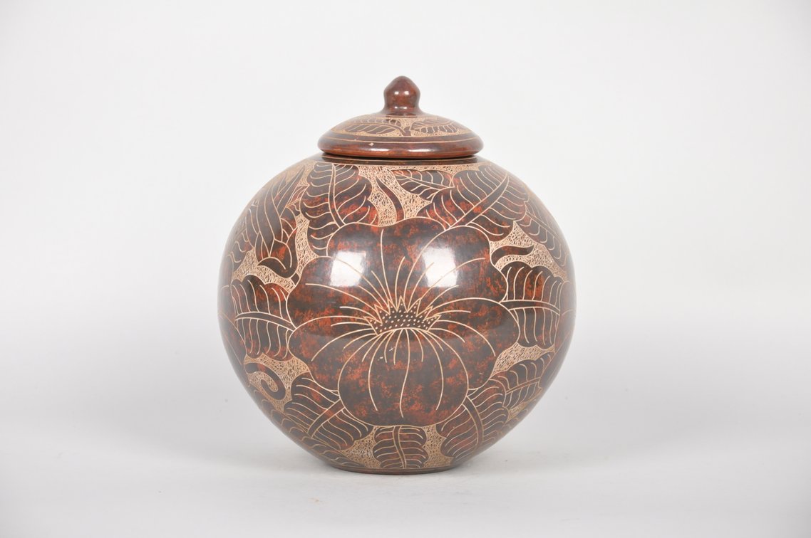 Guadalupe Canda, San Juan Pottery Jar with Lid, photo 2 of 13