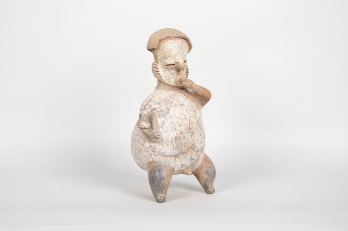 Jalisco Seated Male Nude Shaft Tomb Figure