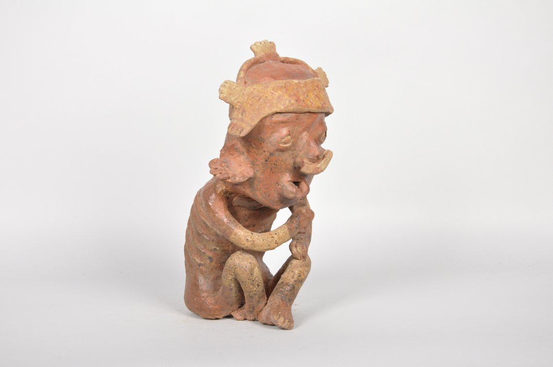 Nayarit Polychrome Hunchback Clay Figure, photo 3 of 6