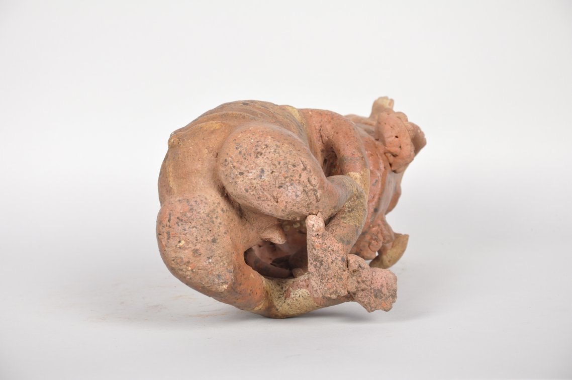 Nayarit Polychrome Hunchback Clay Figure, photo 6 of 6