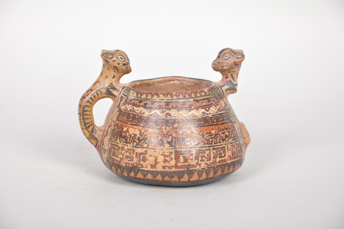 Pre Columbian Two Cat Handled Panted Vessel, photo 4 of 6