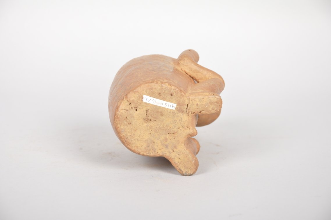 Calima Pottery Man and Woman Cargador Vessels, photo 13 of 13