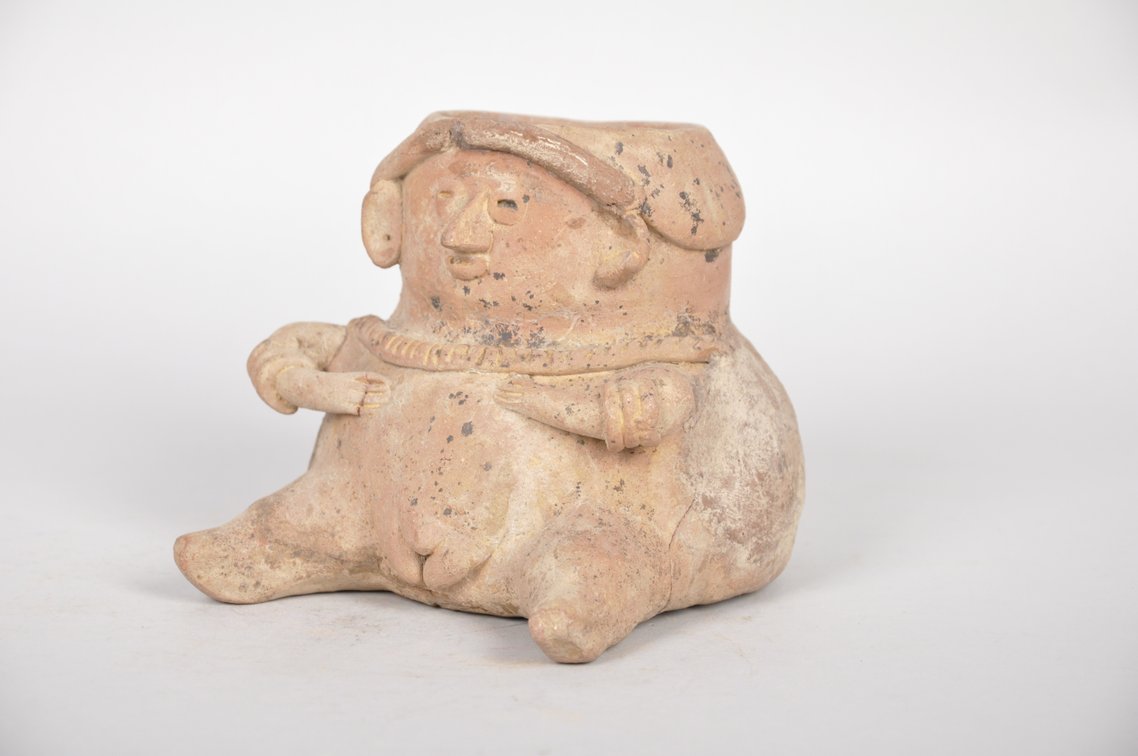 Paquime Casas Grandes Effigy Plum Body Female Figure Vessel, photo 3 of 6