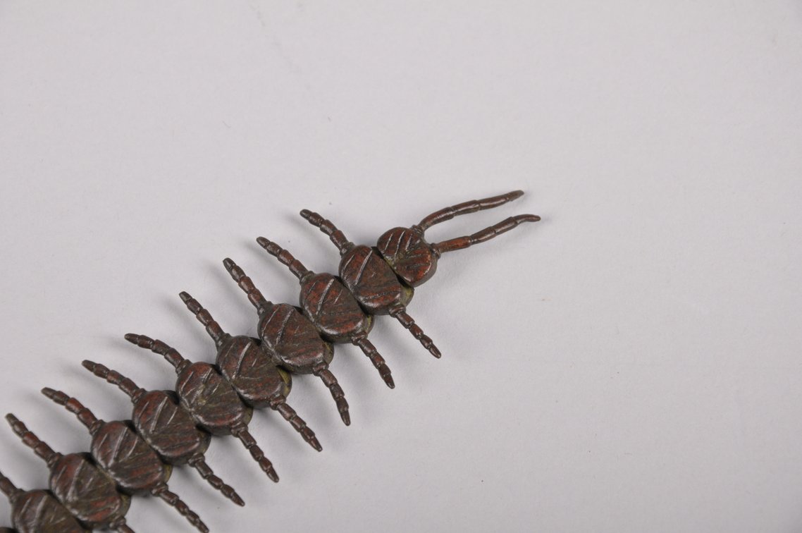 Cooper Articulated Centipede and Praymantis Jizai Okimono, photo 12 of 17