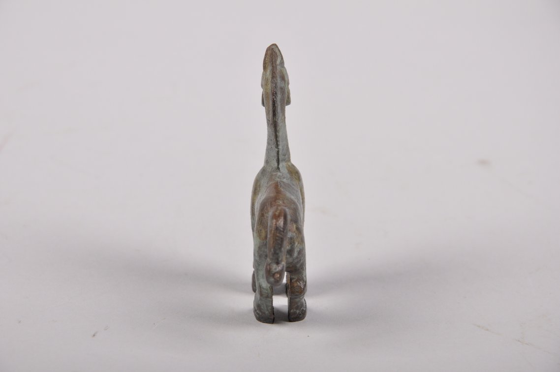 Ancient Bronze Zhou Dynasty Zoomorphic Horse Amulet, photo 7 of 7