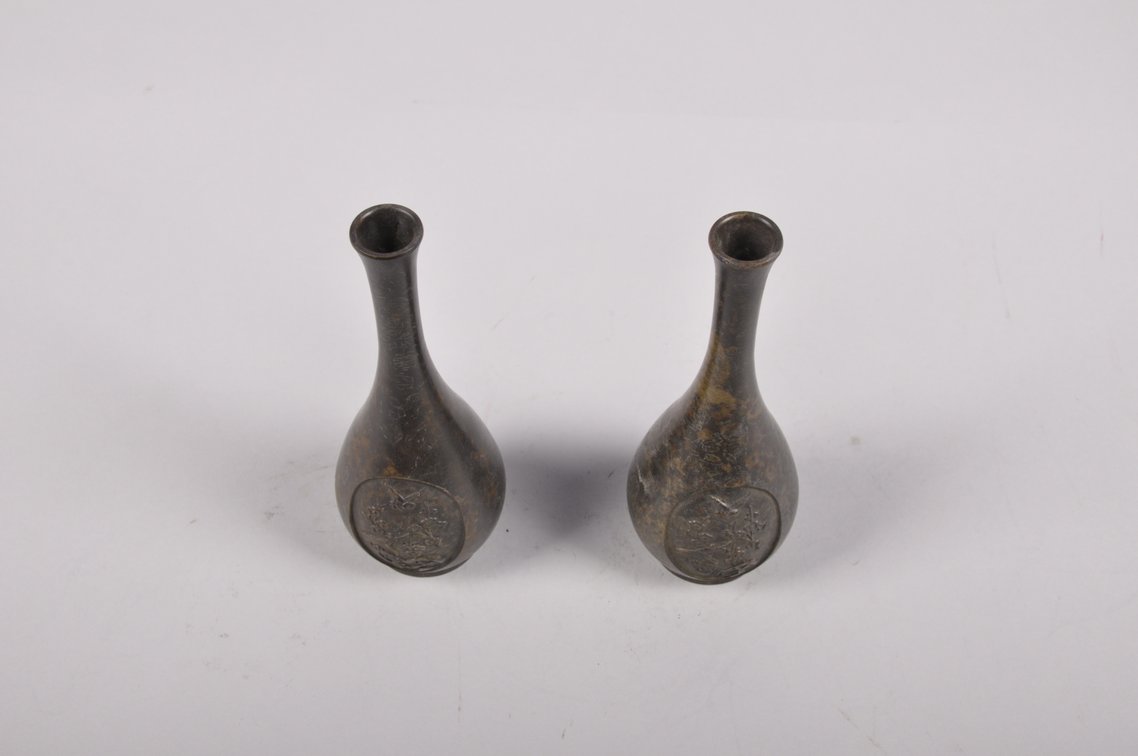 Pair of Bronze Japanese Vases, photo 7 of 8