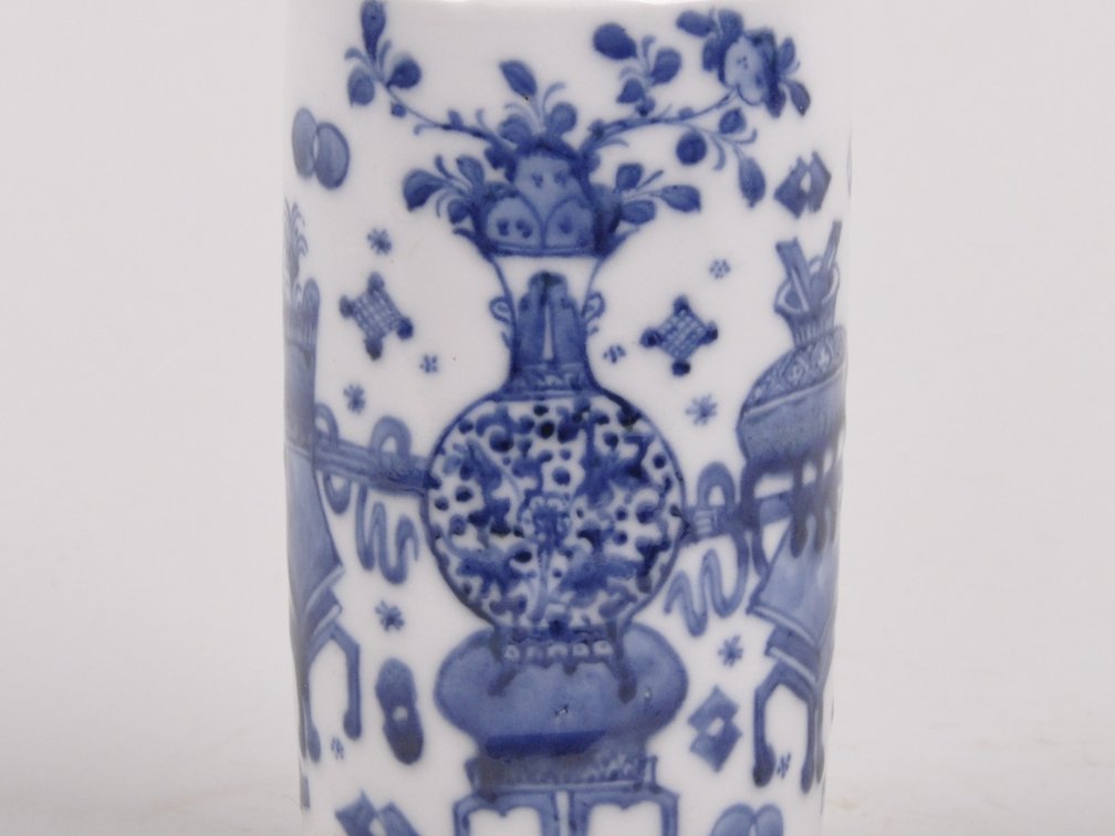 Blue and White Porcelain Vase, photo 2 of 7