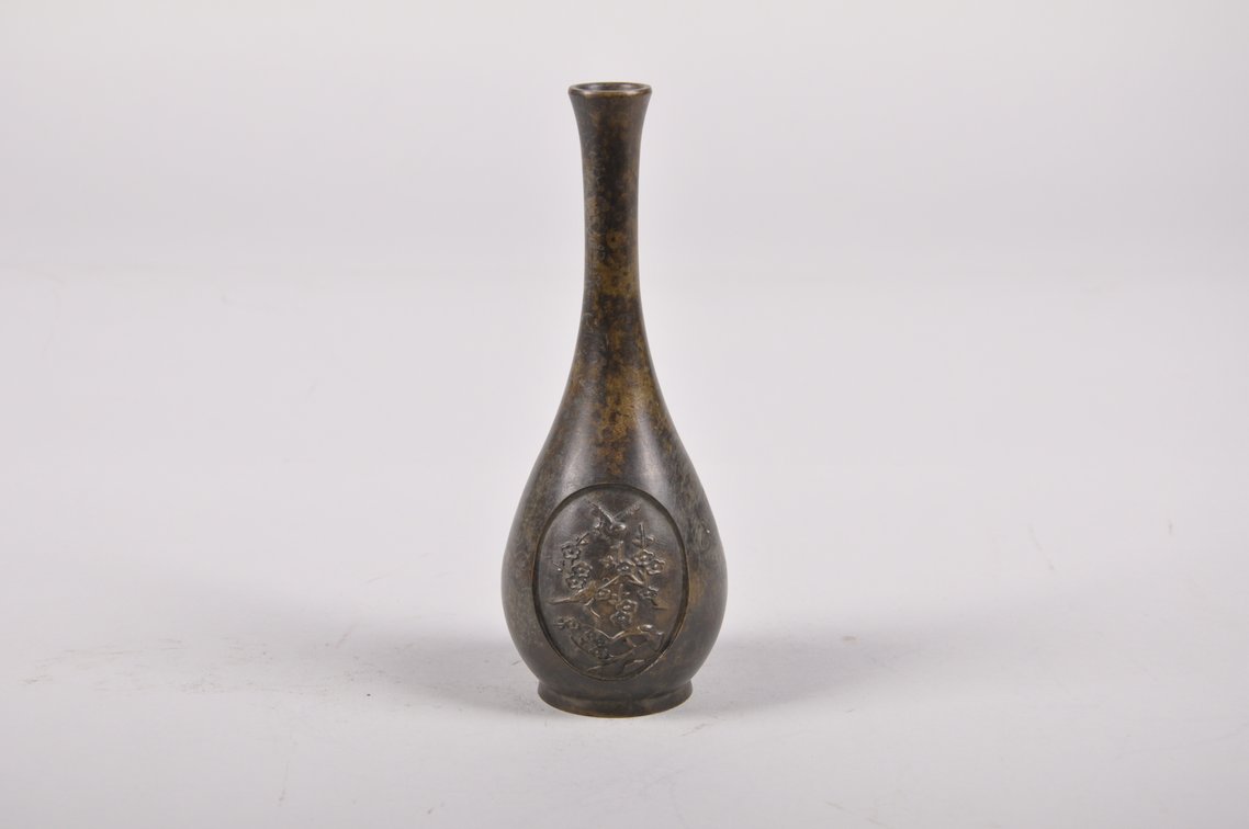 Pair of Bronze Japanese Vases, photo 5 of 8