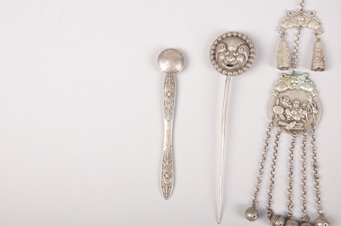 Silver Colored White Bronze Chinese Hairpins and Pendant, photo 2 of 22