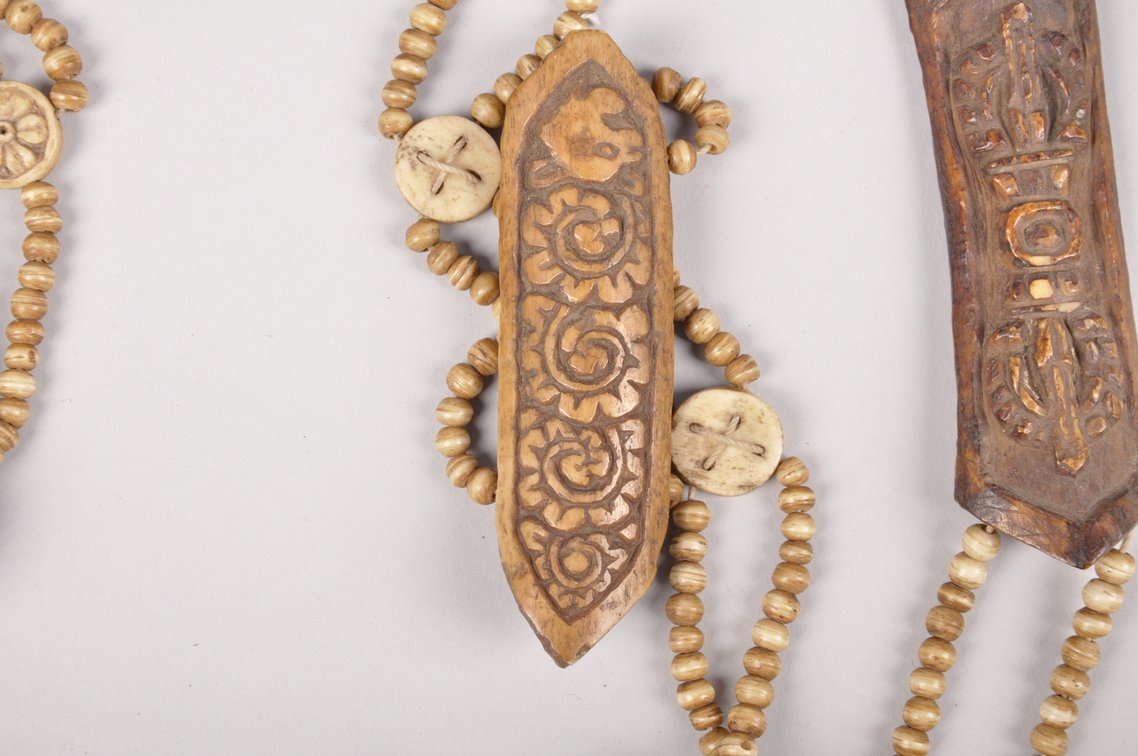 Tibetan 18th Century Yak Bone Breast Plate, photo 3 of 16