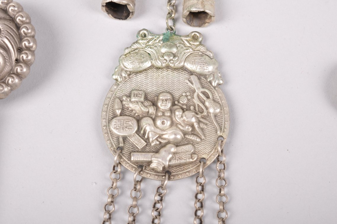Silver Colored White Bronze Chinese Hairpins and Pendant, photo 20 of 22