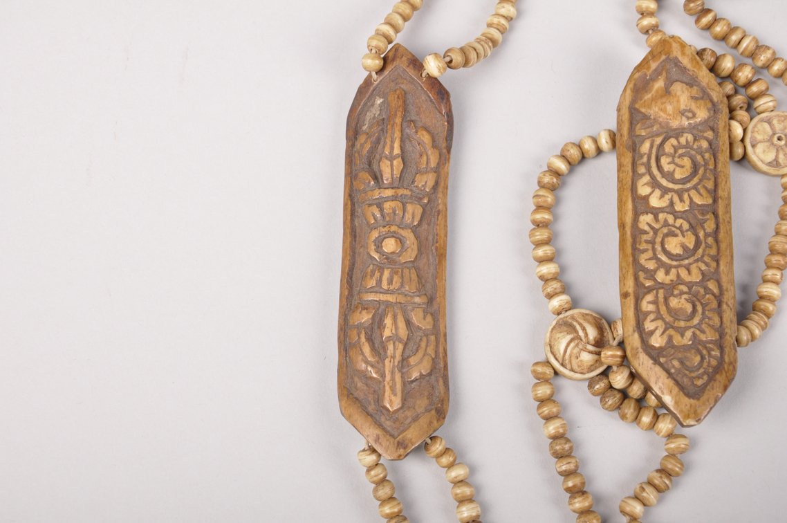 Tibetan 18th Century Yak Bone Breast Plate, photo 8 of 16