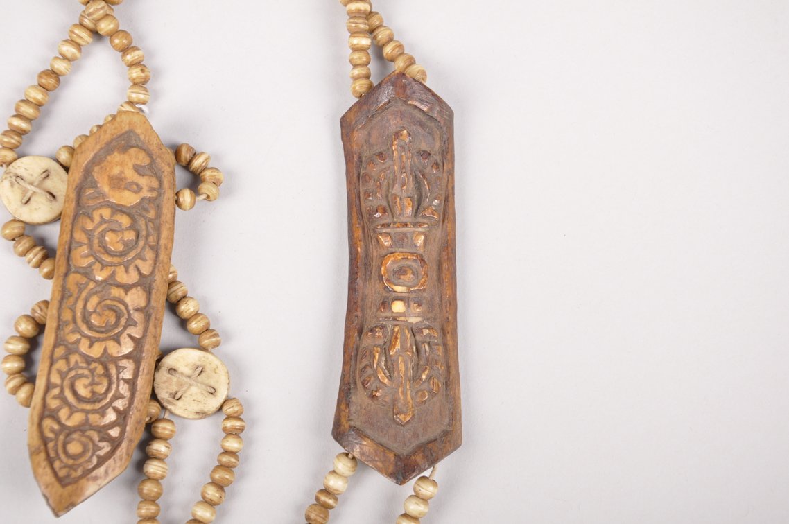 Tibetan 18th Century Yak Bone Breast Plate, photo 9 of 16