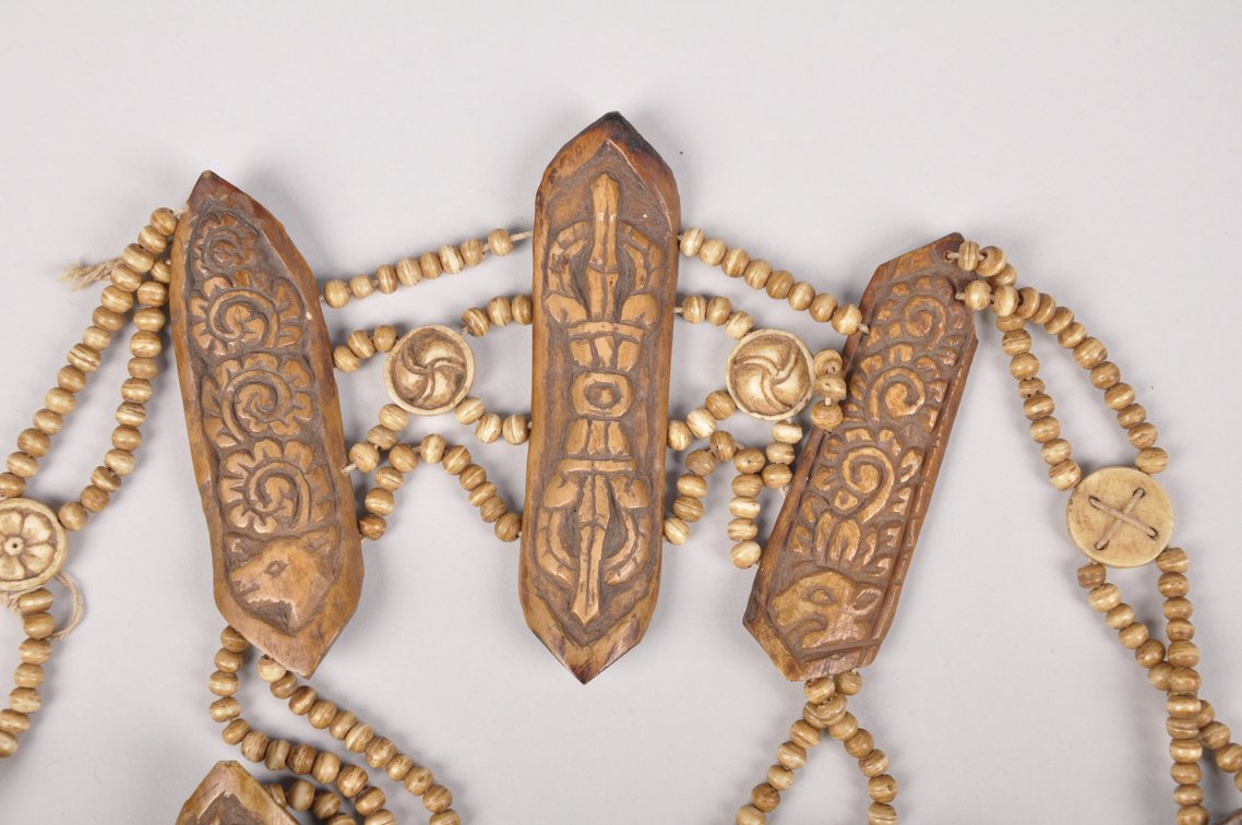 Tibetan 18th Century Yak Bone Breast Plate, photo 10 of 16