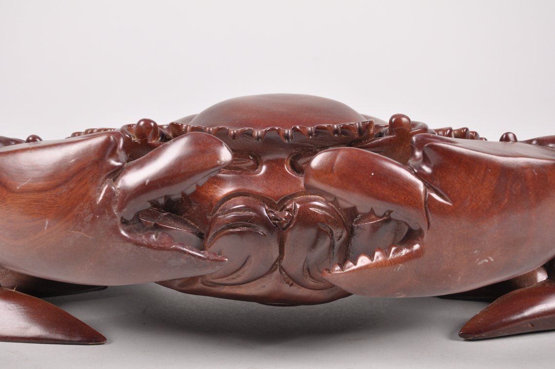 Carved Wooden Teak or Mahogany Crabs, photo 3 of 17