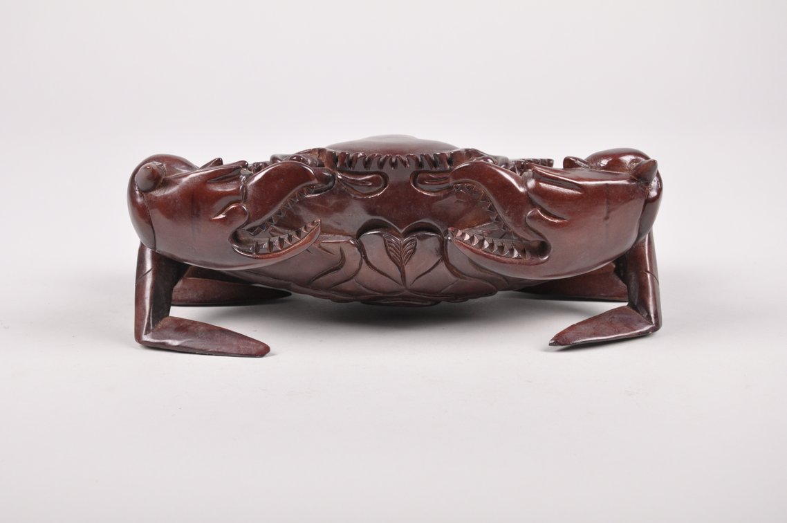 Carved Wooden Teak or Mahogany Crabs, photo 8 of 17