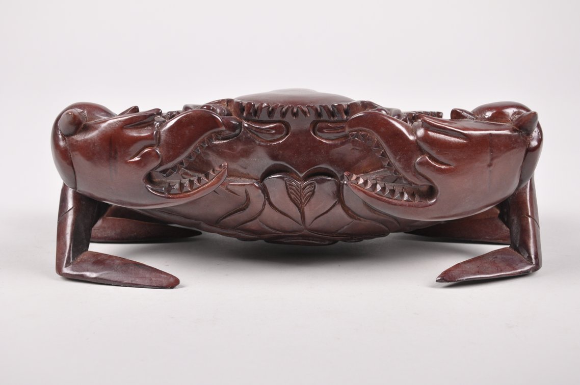 Carved Wooden Teak or Mahogany Crabs, photo 9 of 17