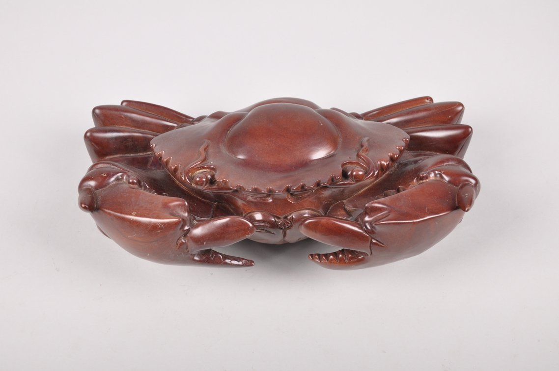 Carved Wooden Teak or Mahogany Crabs, photo 7 of 17
