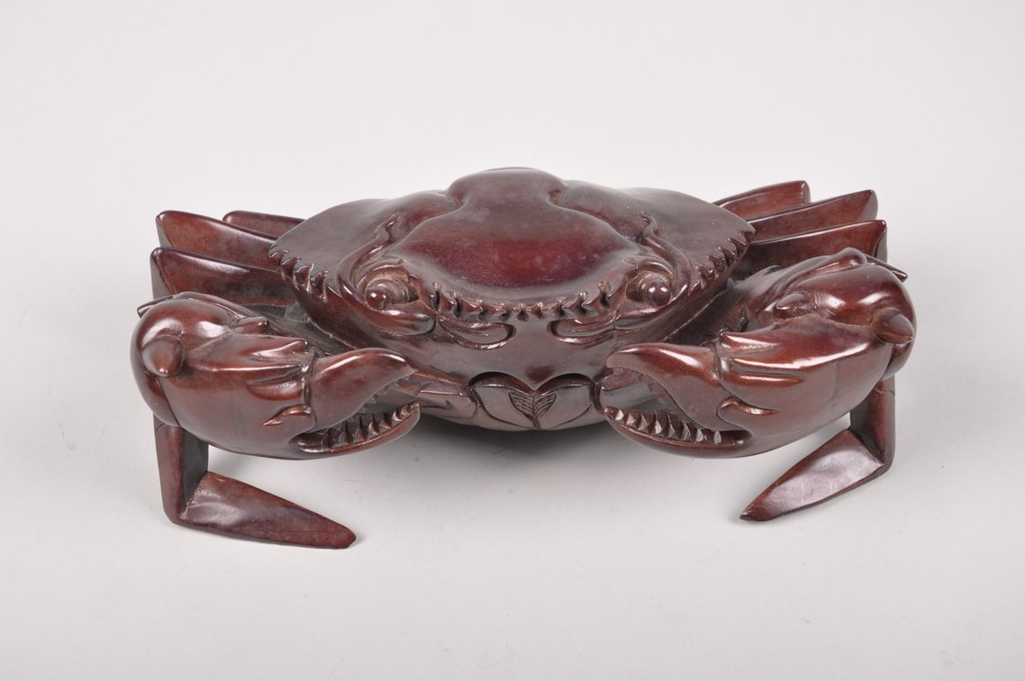 Carved Wooden Teak or Mahogany Crabs, photo 17 of 17