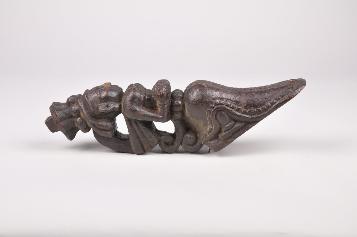 Deity Architectural Ornament 18th Century India, photo 5 of 7