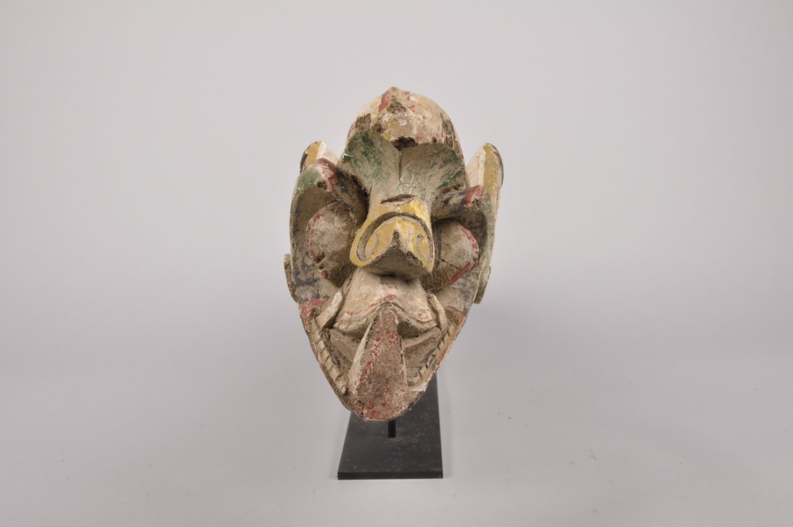 Bahau Dayak Prow Guardian Aso Carving, photo 8 of 8