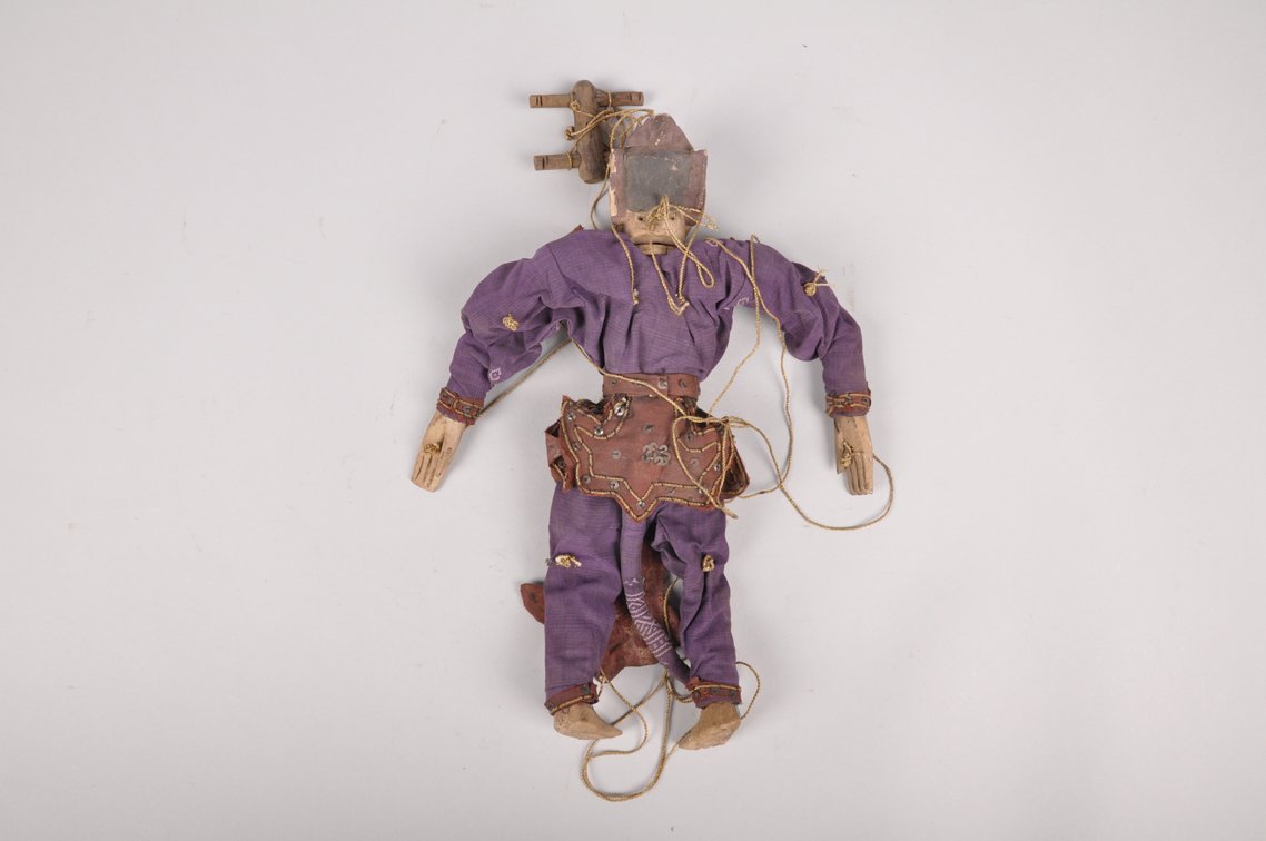 Root Carving and Yaksha Guradian Demon Puppet, photo 6 of 14