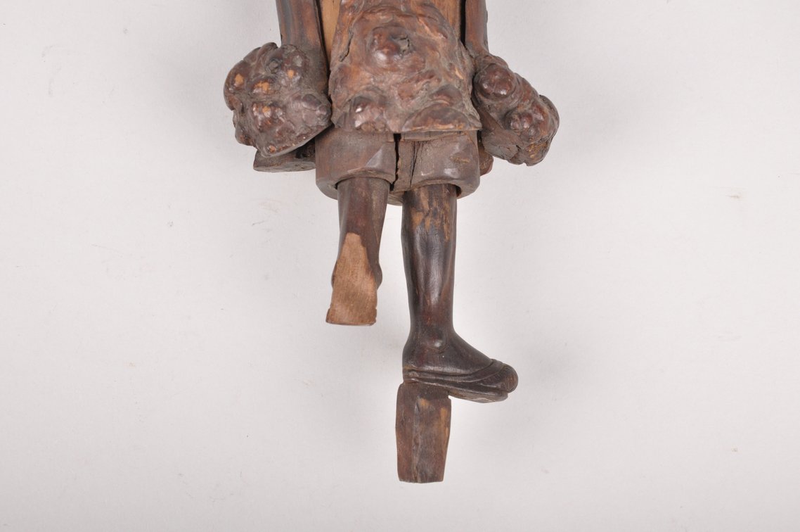 Root Carving and Yaksha Guradian Demon Puppet, photo 11 of 14