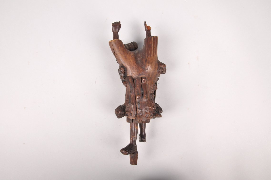 Root Carving and Yaksha Guradian Demon Puppet, photo 13 of 14
