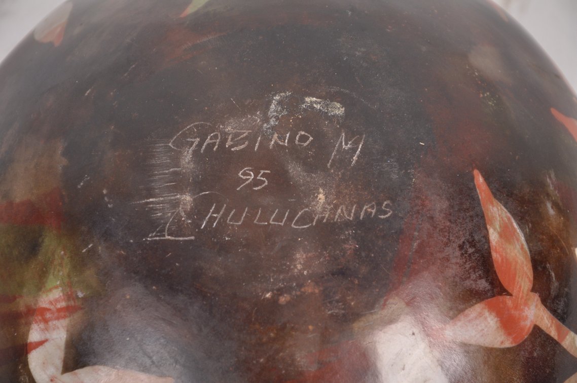 Burnished Earthenware Pottery Jar with Swan Designs, photo 8 of 9