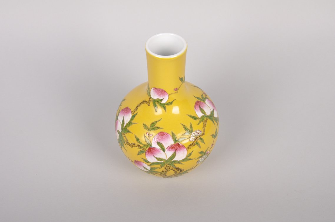 Chinese Yellow Porcelain Vase with Peach Design, photo 7 of 8
