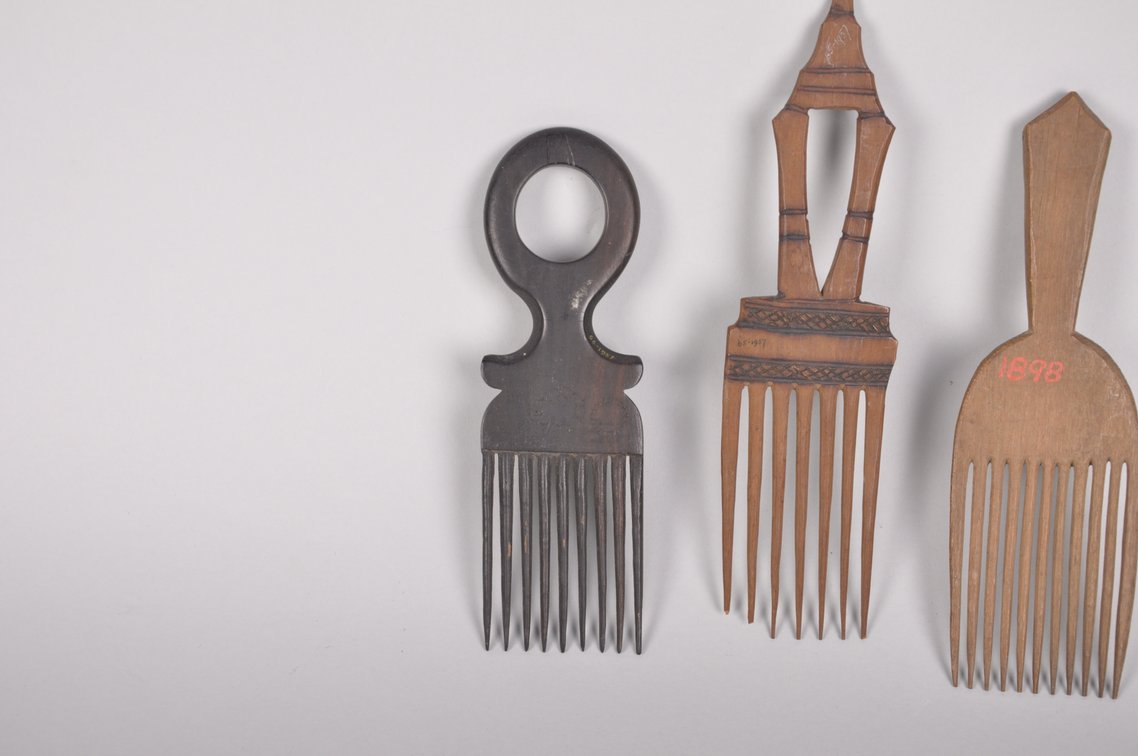 Three African Carved Wooden Combs, photo 2 of 8