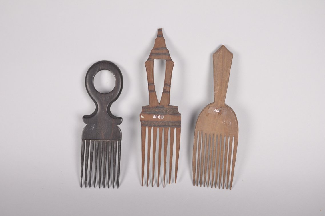 Three African Carved Wooden Combs, photo 8 of 8