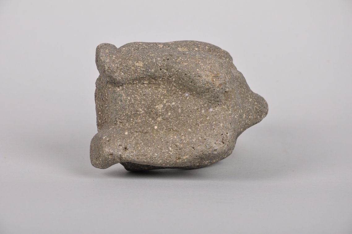 Pre Columbian Costa Rican Stone Figure with a Pot, photo 7 of 7