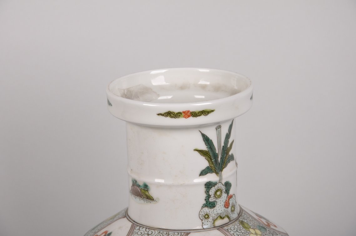 Famille Verte Porcelain Vase Kangxi Period, photo 7 of 9
