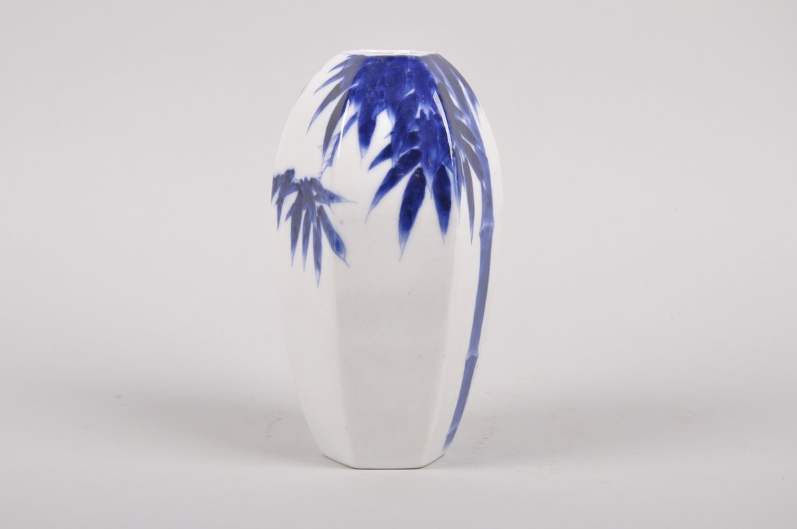 Tominaga Genroku, Bamboo Porcelain Vase, photo 3 of 8