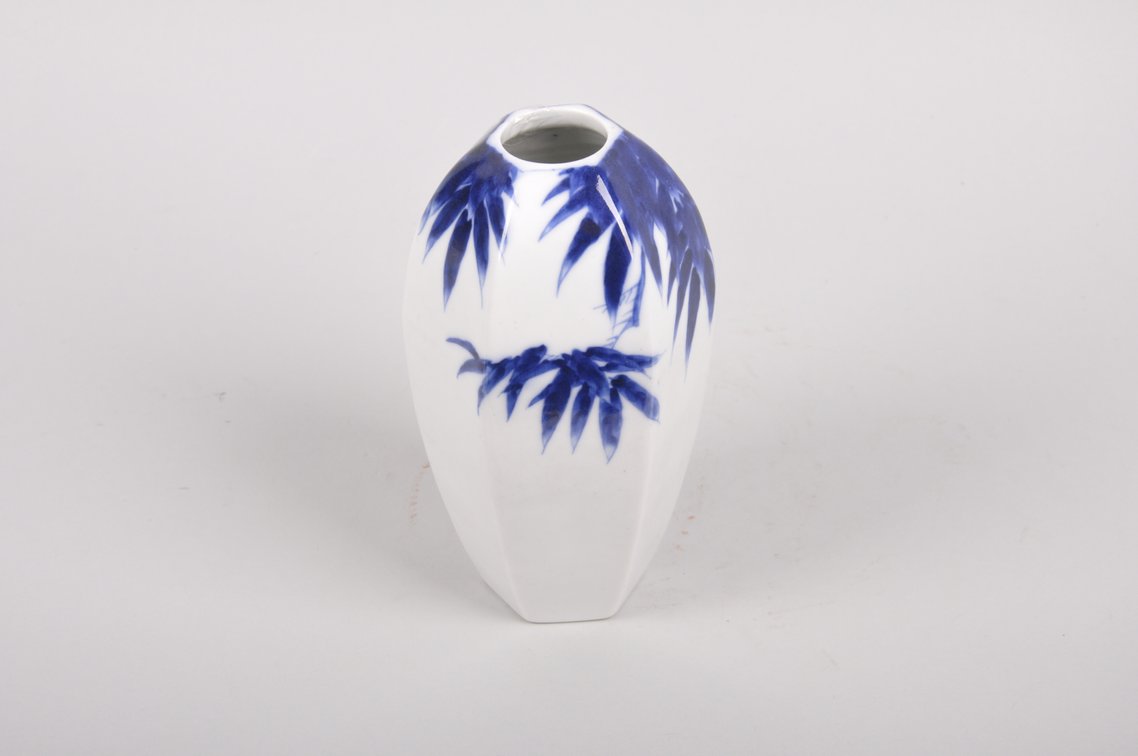 Tominaga Genroku, Bamboo Porcelain Vase, photo 5 of 8