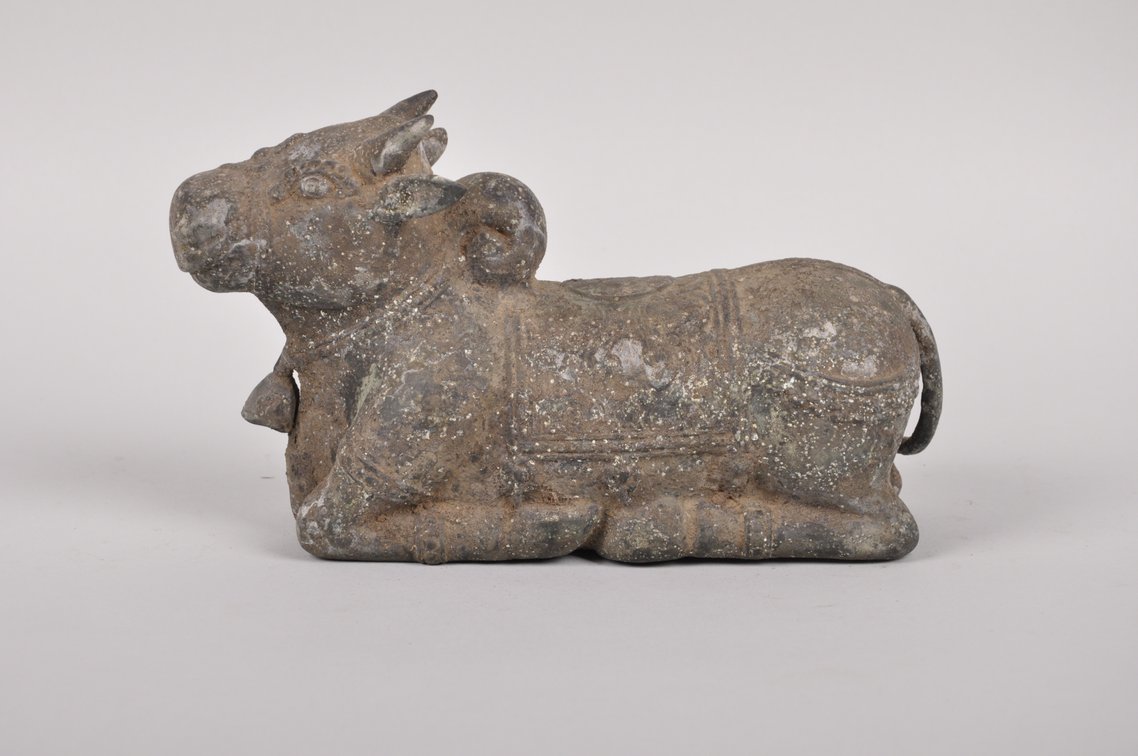 Nandi Crouching Bronze Bull, Indonesia, photo 3 of 7