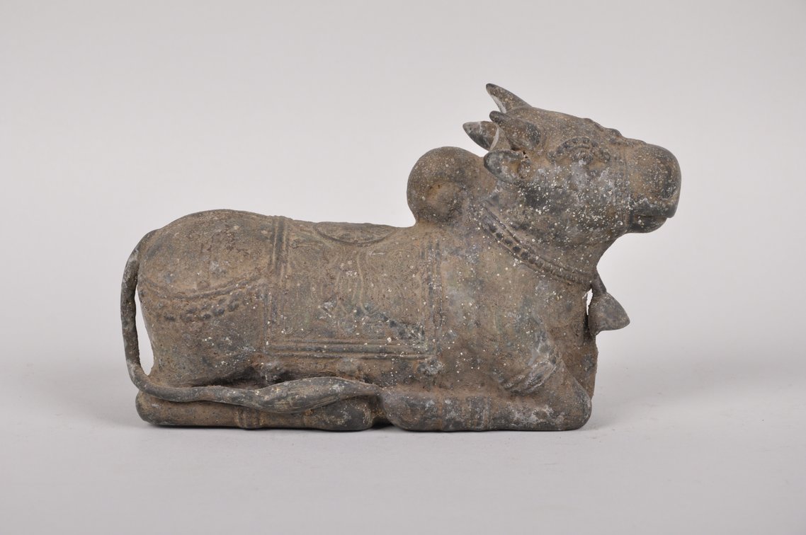 Nandi Crouching Bronze Bull, Indonesia, photo 4 of 7